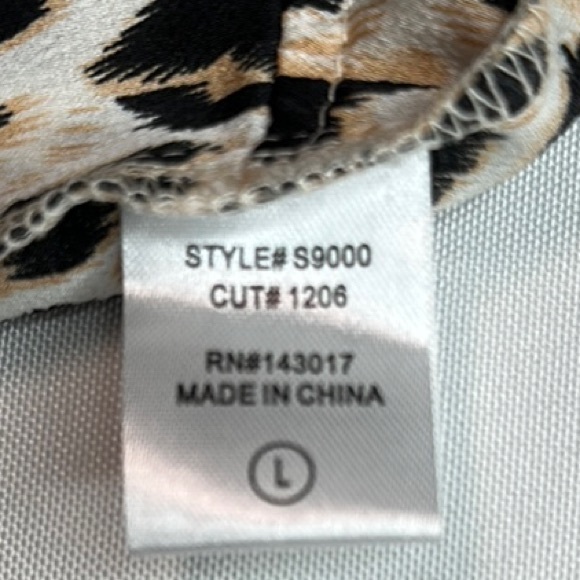 Leopard Print Matching Set – Size L Only - Picture 9 of 10